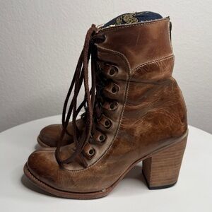 Freebird by Steven Borow Brown Leather Lace Up Distressed Heeled Boots Size 9
